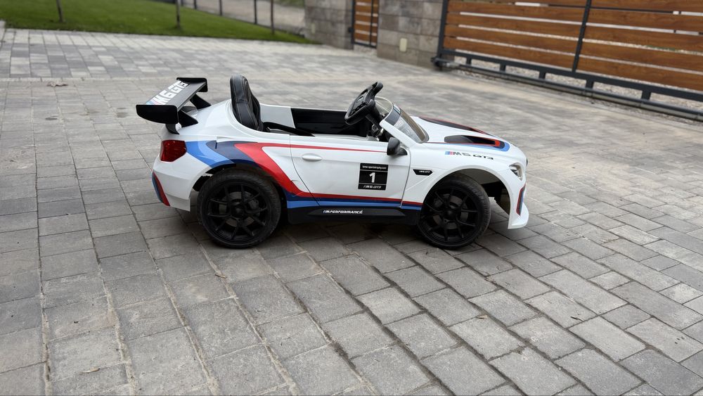 Samochod na akumulator BMW, zdalne sterowanie