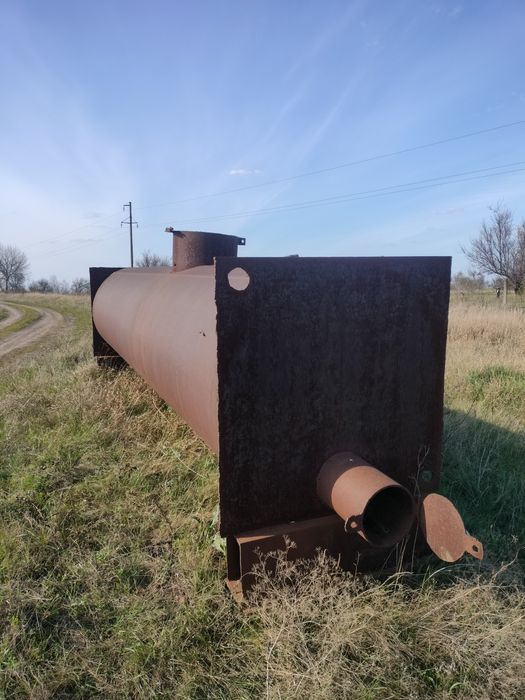 Ємність для рідини=6,5м.куб.
