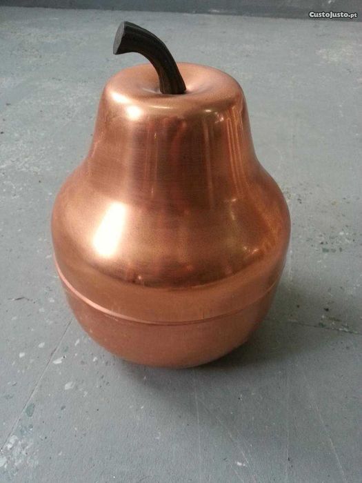 Pêra / fruteira em cobre