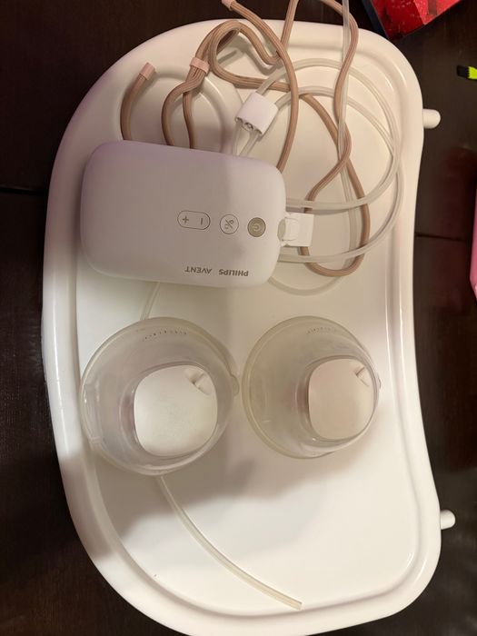 Молоковідсмоктувач Phillips AVENT Hands Free подвійний