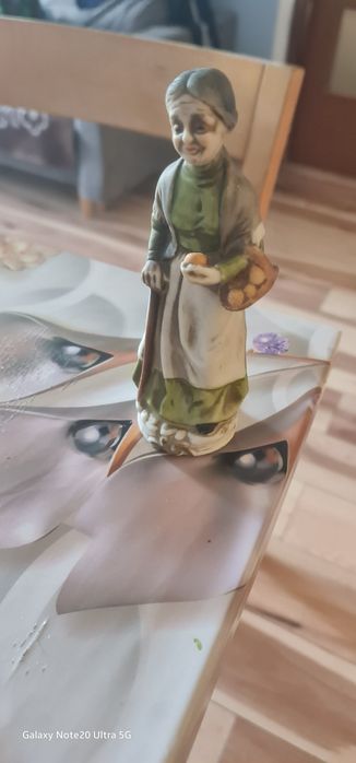 Sprzedam figyrki porcelanowe