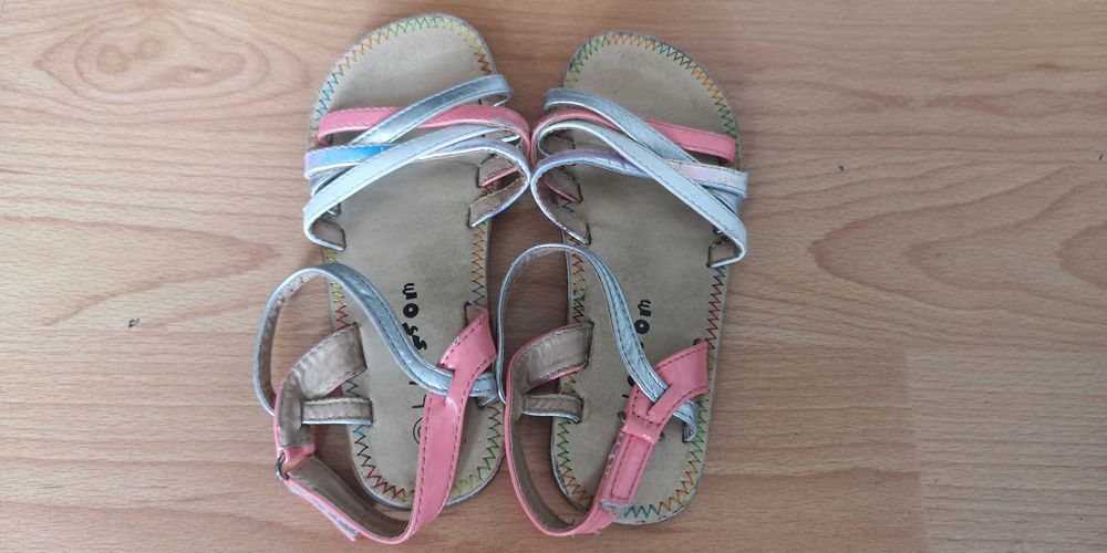 Sandały dziewczęce rozmiar 30
