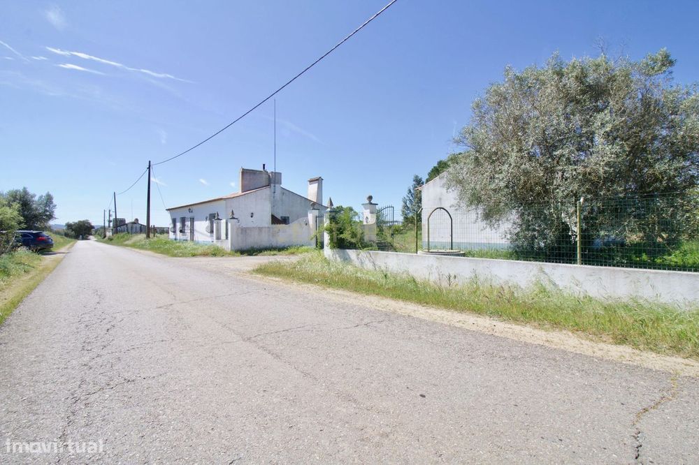 Monte Alentejano em São Manços- Évora com 20750 m2