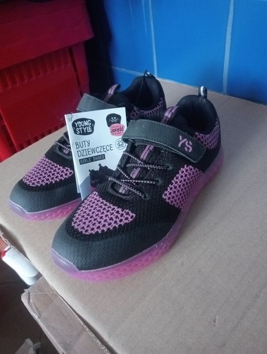 Adidasy buty dziecięce dziewczęce 33 nowe 20,5cm