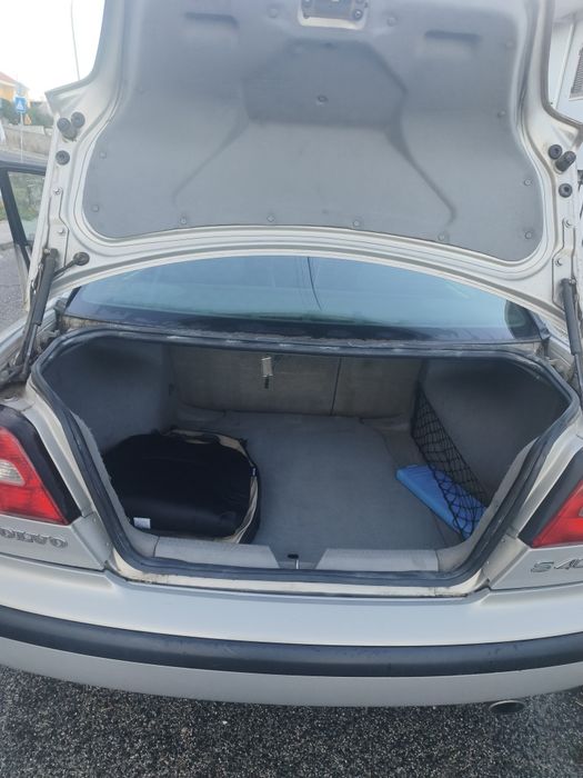 Volvo S40  1.8 115 cv "LER DISCRIMINAÇÃO"