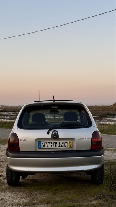 Opel Corsa B 1.5Td Isuzu