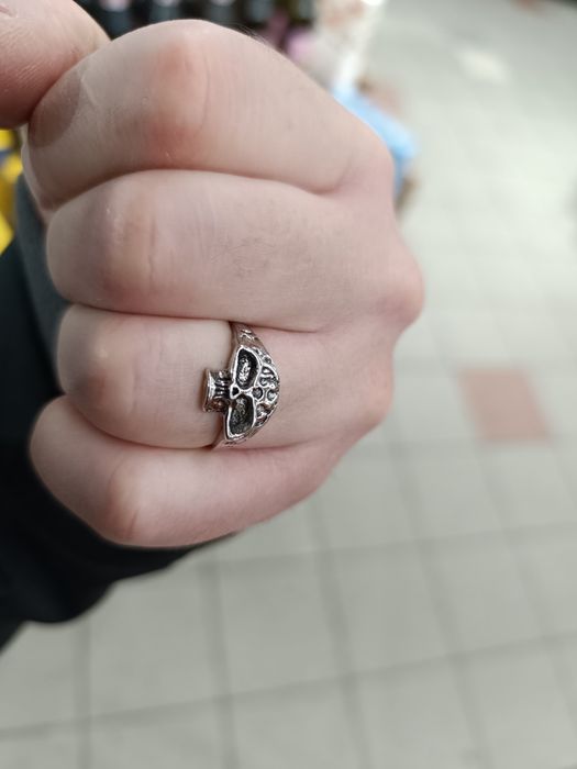 Кільце з черепом біжутерія