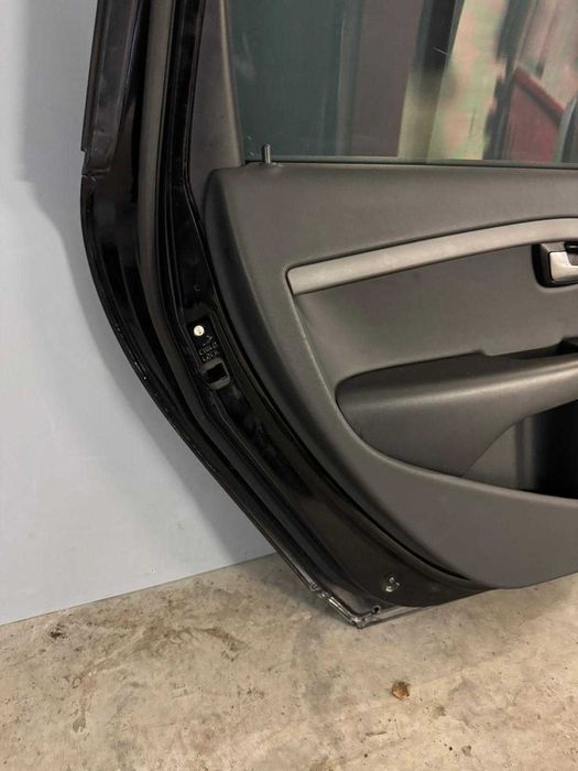 Drzwi lewy tył Volvo V70 III 019-26