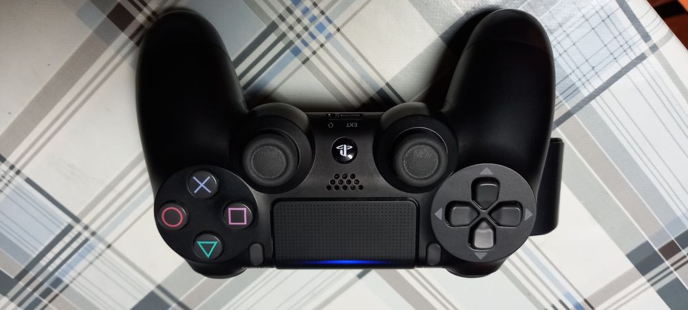 Comando ps4 original como novo