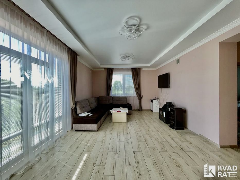 Готовий будинок за солодкою ціною в 10 хвилинах від міста - View 4