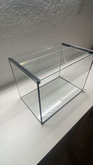 Aquarios novos 40x25x30 com tampa