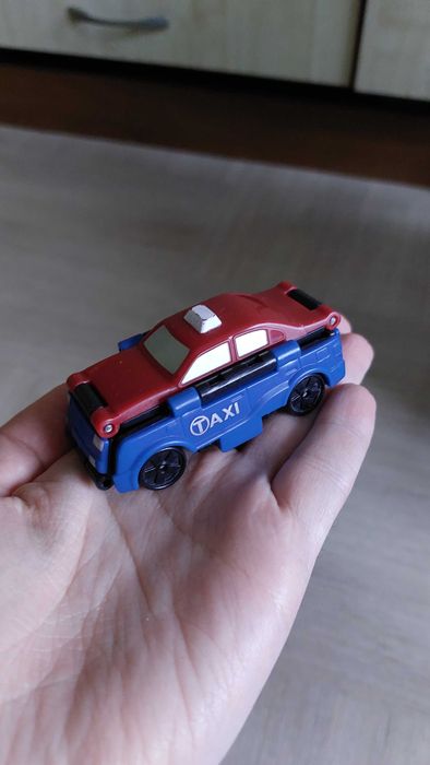 Трансформери машинки і цифри