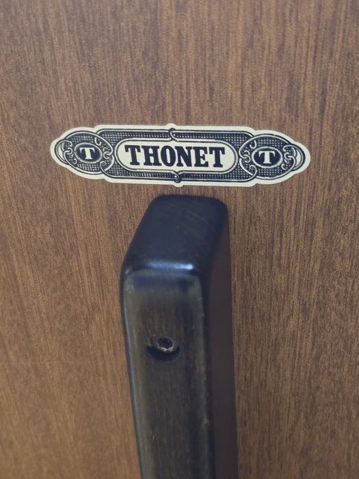 Rozkładany solidny okrągły stół vintage marki Thonet