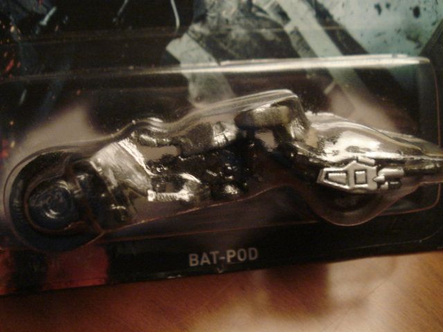 Hot Wheels Batman The Dark Knight moto Bat-Pod 4/6 - 2014