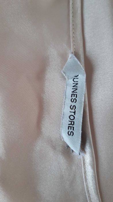 Elegancka koszula nocna na ramiączkach