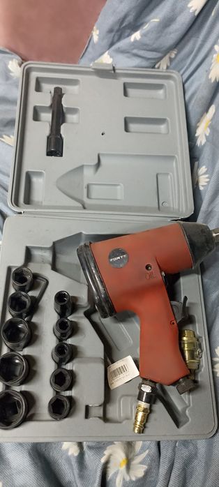 Продам пневмогайковерт