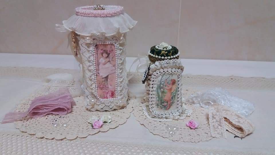 Frascos de vidro decorados