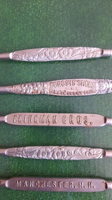 Гачки для ґудзиків, шнурків колекційні Англія