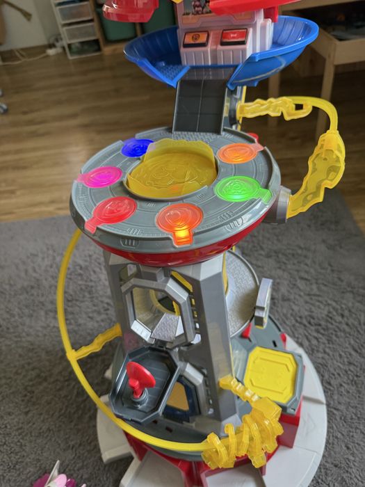 Wieża Psi Patrol Spin Master Kosmopieski
