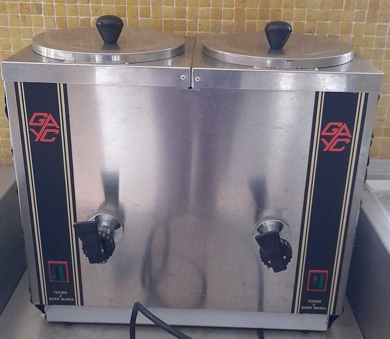 Termo industrial de leite e café com 2 depósitos.