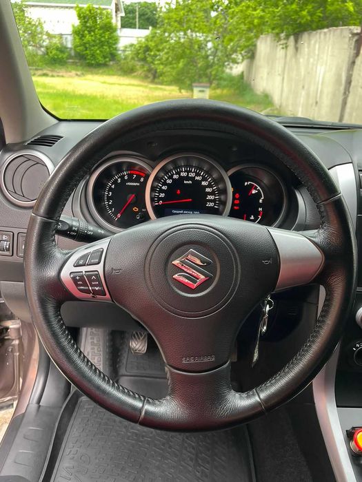 Suzuki Grand Vitara 2016