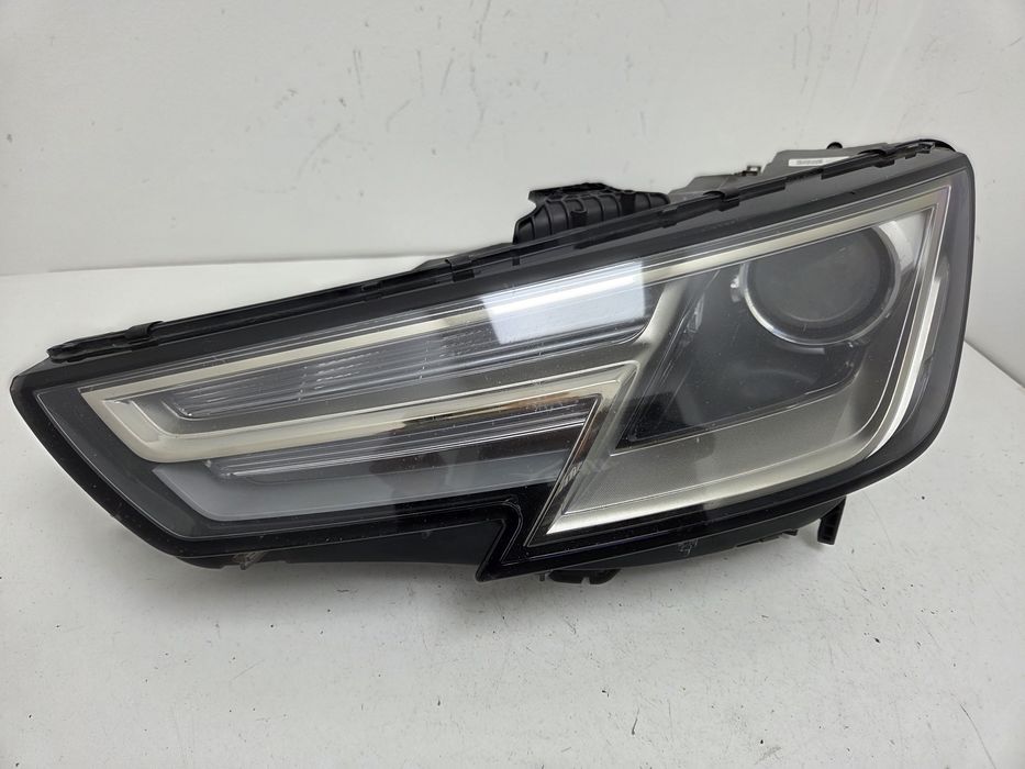Фара ліва Audi A4 B9 2017-2019 Xenon USA