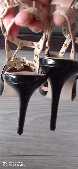 Obuwie damskie na szpilce