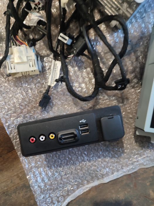 Магнитола Синк 2 полный набор на форд фьюжн