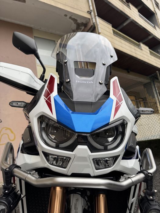 Honda Africa Twin CRF1100 ADV DCT 2022 - Completa!