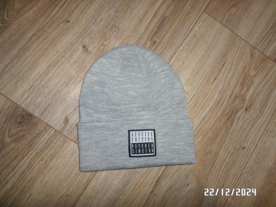 firmowa czapka męska-H&M-uniwersalna