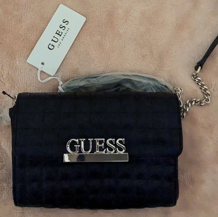 Torebka nerka firmy Guess orginalna