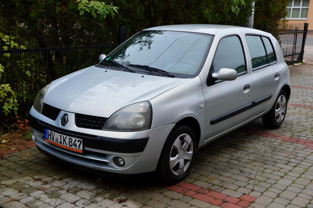 Piękne Clio Z Niemiec Klima Benzyna Super