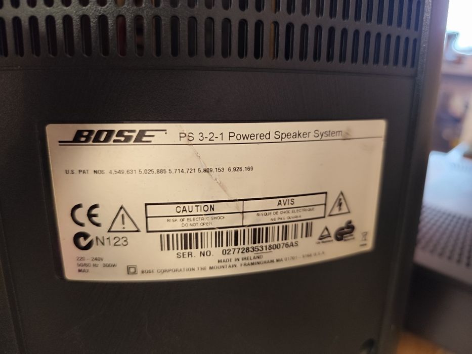 Zestaw Bose 3-2-1