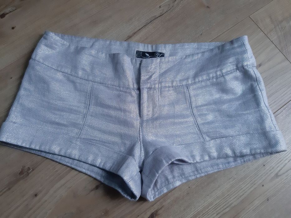 Spodenki Zara srebrne r.40 Palędzie • OLX.pl