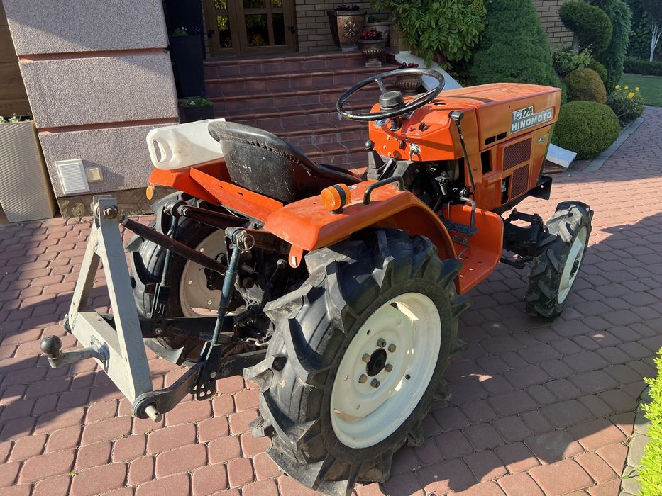 Продам трактор Hinomoto C174