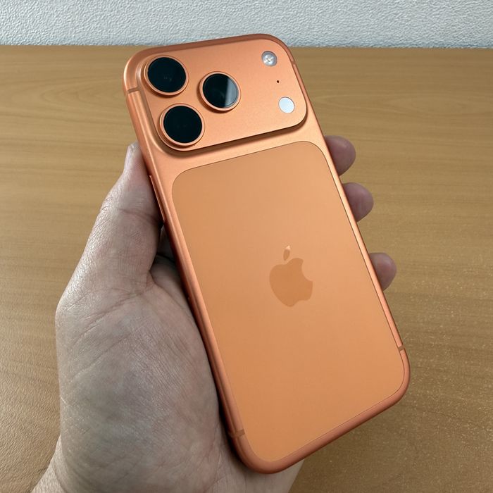 №3330	Apple iPhone 17 Pro 256GB eSIM Cosmic Orange (MG7L4)