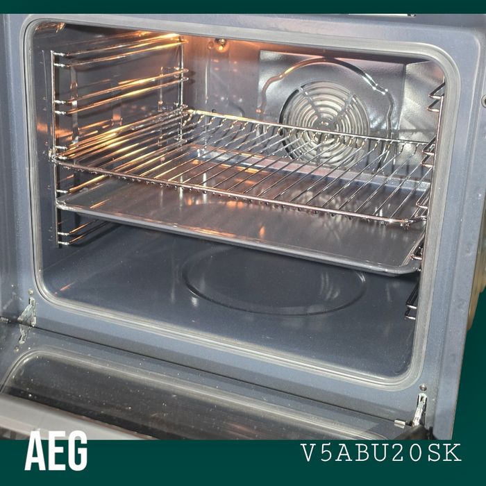 AEG V5ABU20SK – piekarnik do zabudowy 60 cm; SurroundCook; Pizza; AquaClean