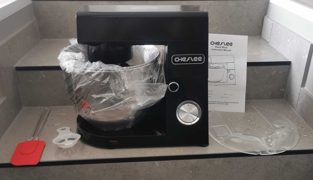 Robot planetarny CHeflee 1500W 2 misy 5.5L 10 prędkości czarny