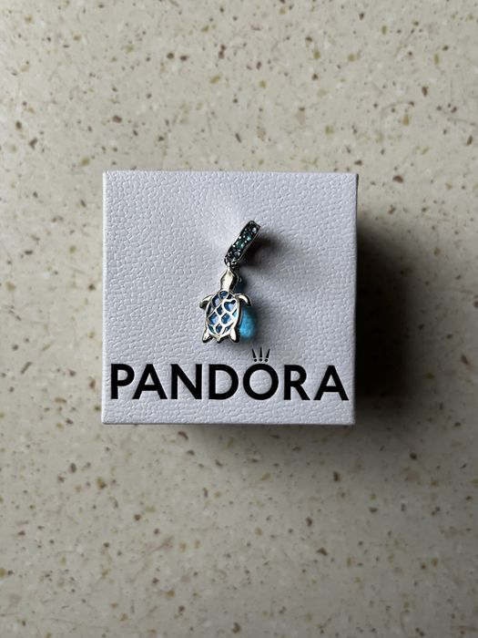Charmsy Pandora 2szt.