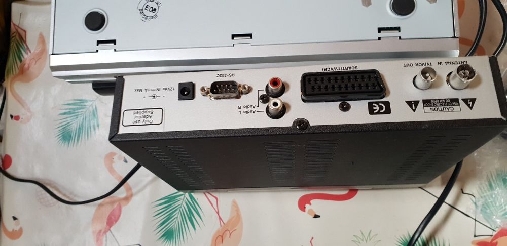 Sprzedam dekodery satelitarne