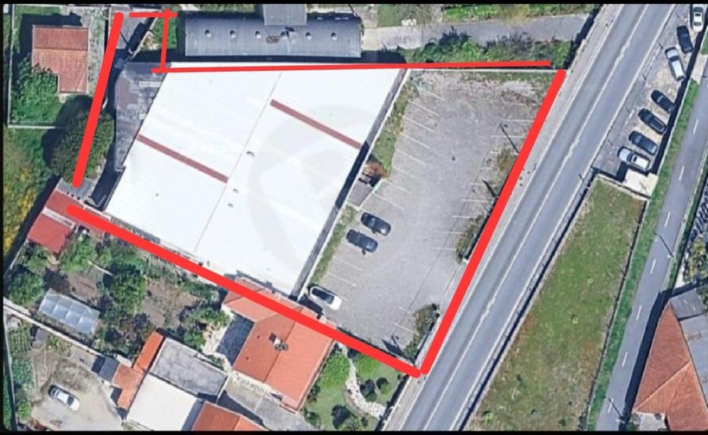 Armazém Premium / Ex - Ginásio com Logradouro, Amorim, Póvoa de Varzim