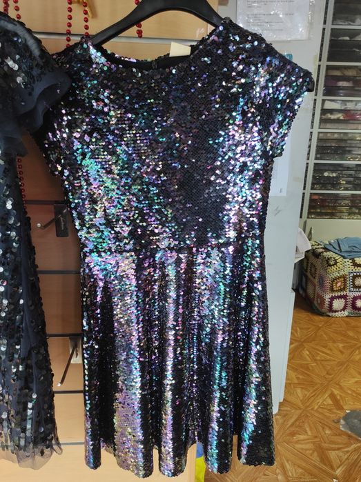 Vestidos de Criança – Usados Apenas Uma Vez