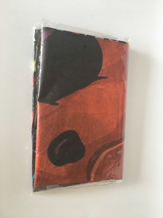 Szybkoschnąca mata plażowa na plaże ciastko donut 135 cm nieużywana