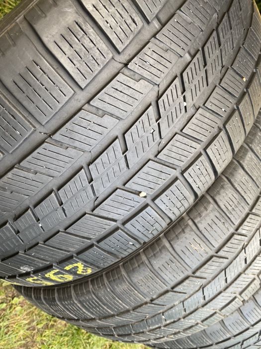 Зимові 2 шт. 295/45 R20 Pirelli Scorpion Ice&Snow