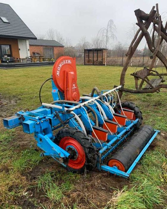 Овочева пневматична сівалка Monosem MS (4 рядки) сеялка для овочів