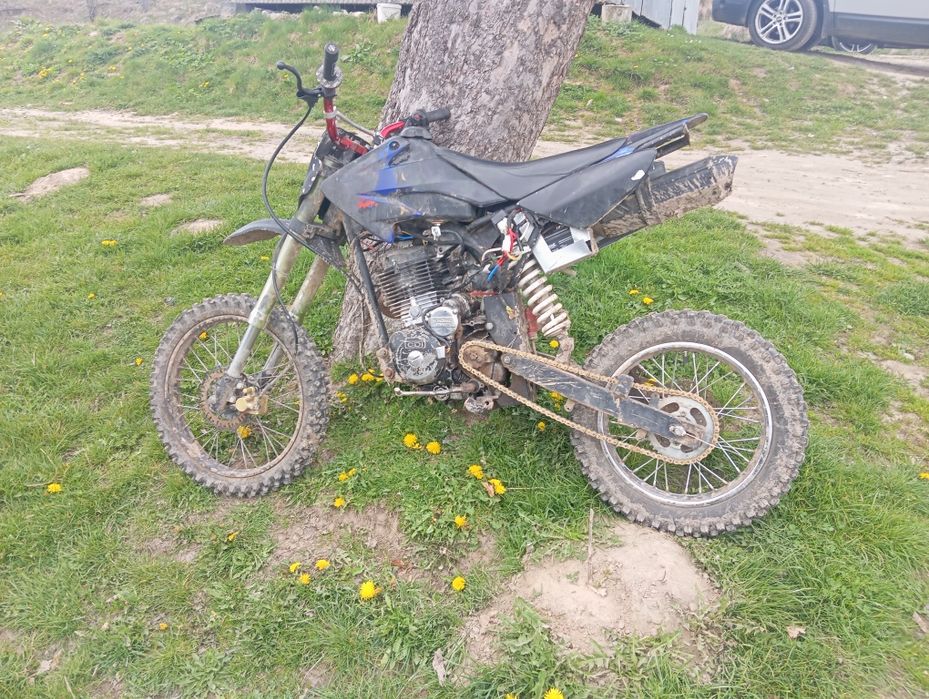 Sprzedam Crossa loncin 250