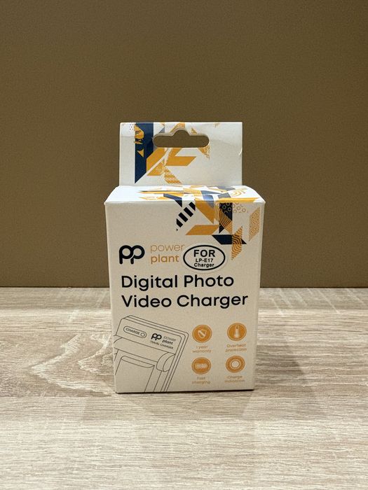 Зарядний пристрій PowerPlant Canon LP-E17
