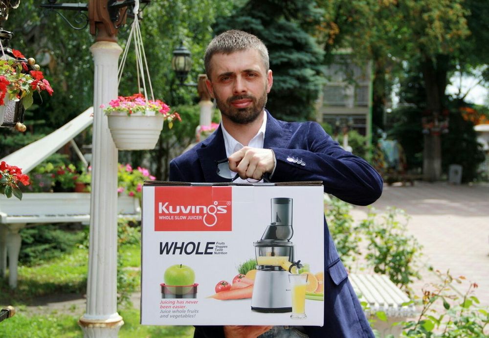 Шнековая соковыжималка KUVINGS EVO820