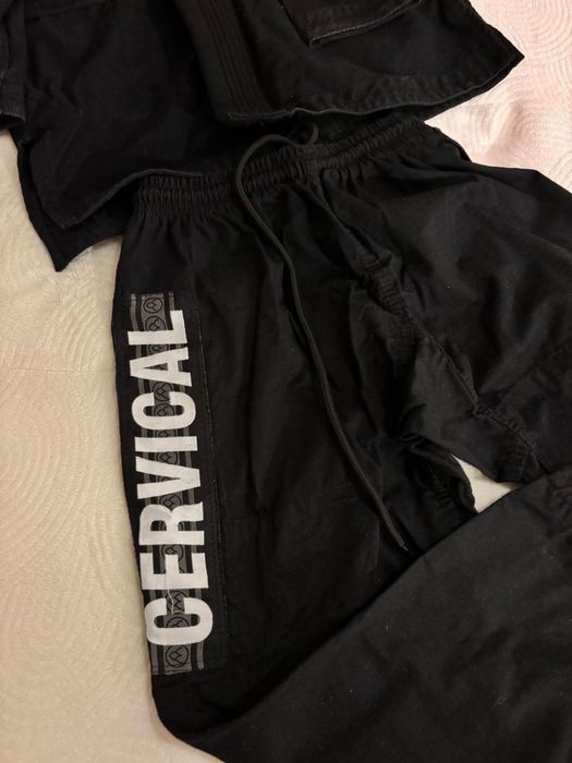 Kimono Jiu Jitsu Pro Light M2 – Impecável / Pouco Uso