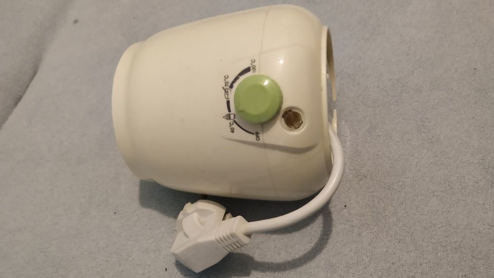 Podgrzewacz do butelek dla niemowląt